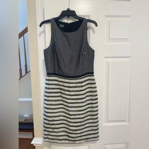 Muse Black and White Textured Midi Dress